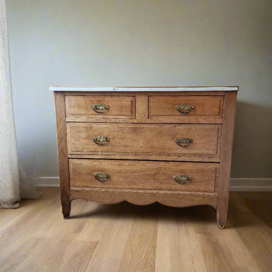 'Bettborn' - Solid Oakwood Marble Top Chest of Drawers